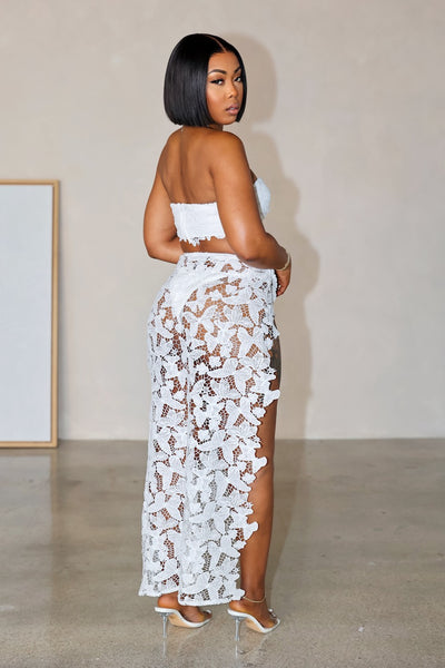 Floating At Sea Set (White)