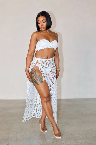 Floating At Sea Set (White)
