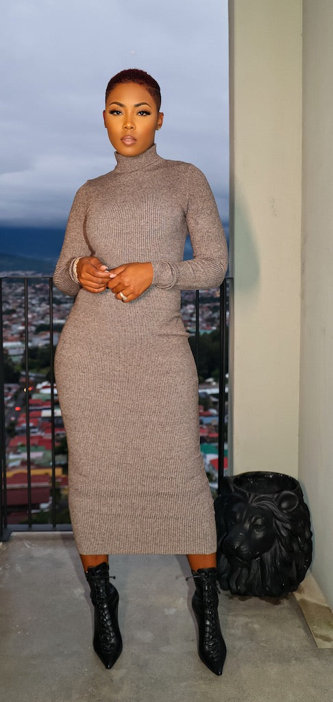 Warm Your Heart Dress (Brown/Black)