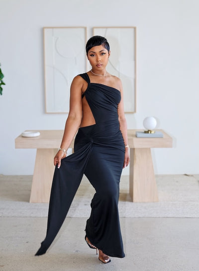Goddess Of Love (Black)