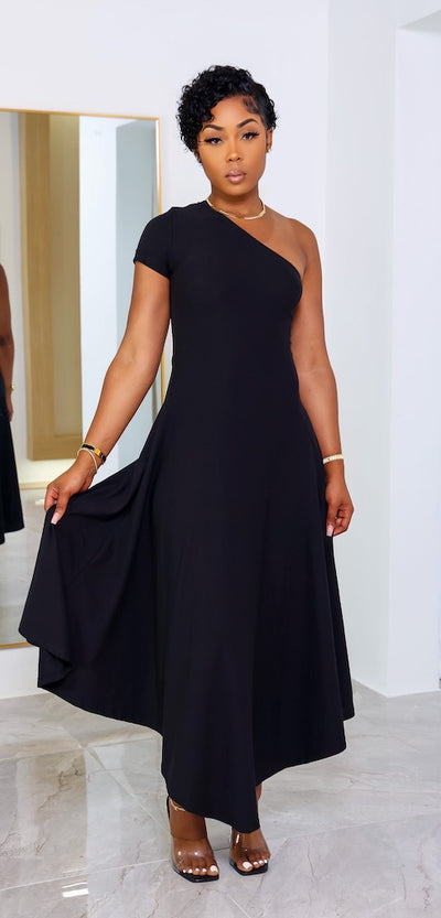 In Your Arms Dress (Black)